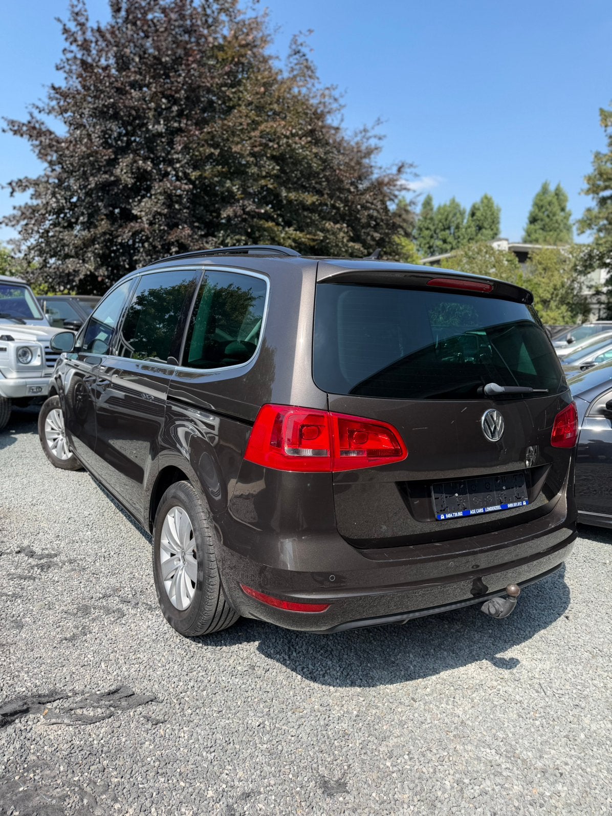 Volkswagen Sharan 2.0 TSI Benzine **7-zits** Automaat DSG, Automaat, Monovolume, 4 cilinders, Bruin