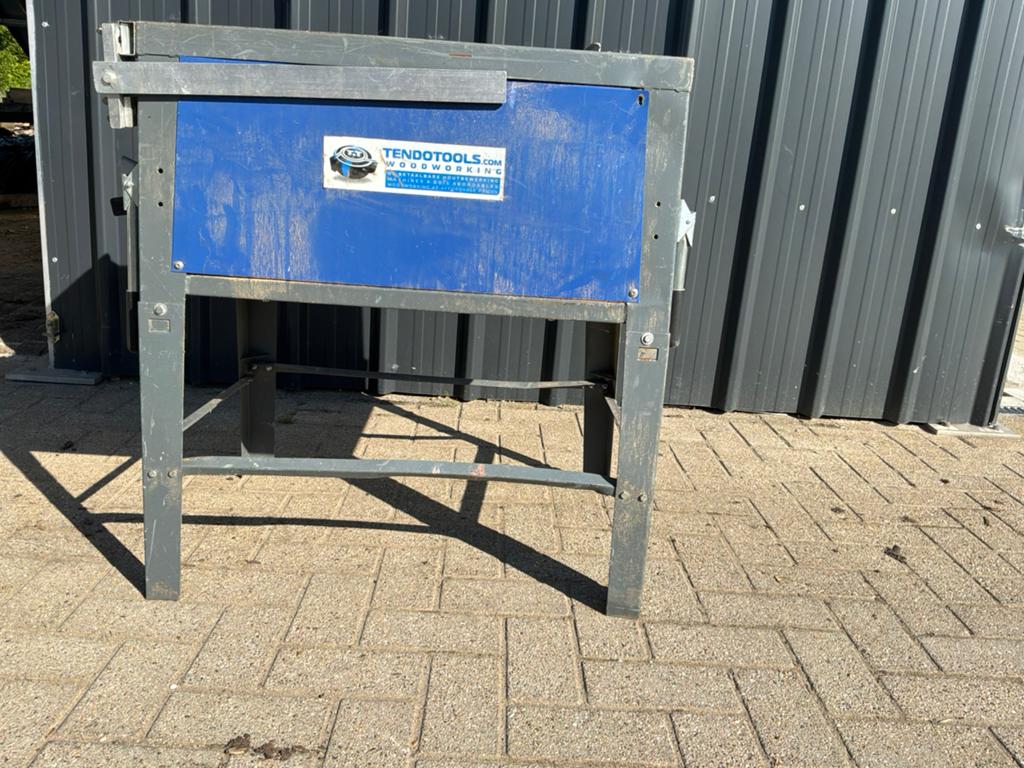 Tafel zaagmachine, 1200 watts ou plus, Moins de 30 mm, Enlèvement, Utilisé