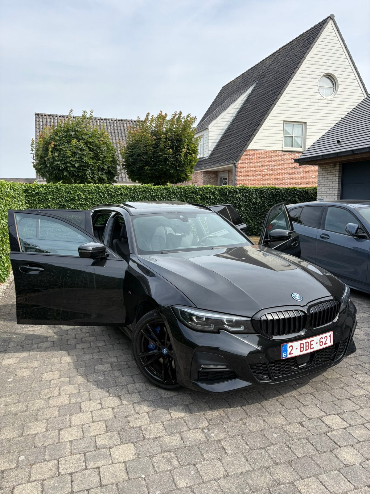 Bmw 330e M-pakket | Bmw dealer onderhouden, Auto's, BMW, Automaat, Achterwielaandrijving, 4 cilinders, Parkeersensor