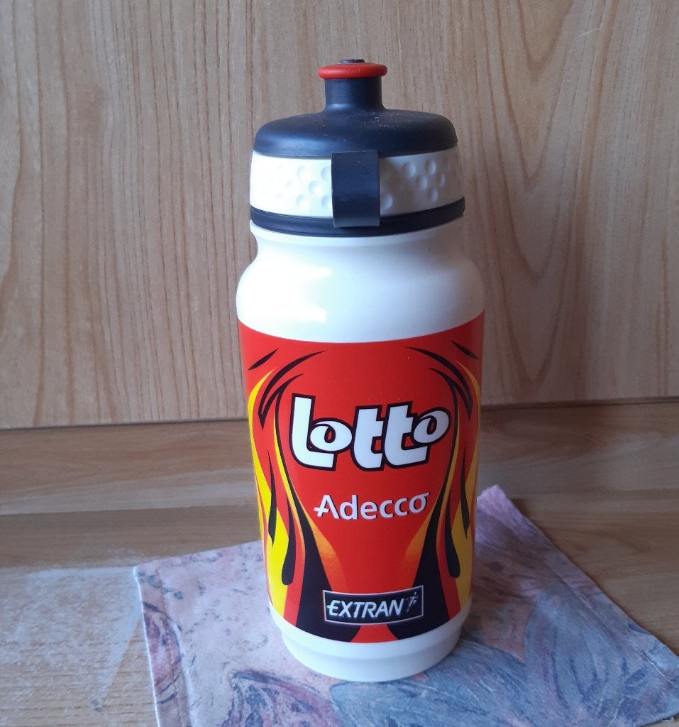 WIELRENNEN CYCLISME DRINKBUS BIDON TEAM LOTTO ADECCO, Ophalen of Verzenden