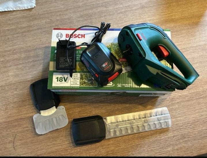 Cisaille coupe herbe sur batterie Bosch, Enlèvement ou Envoi, Comme neuf, Outil de coupe, Bosch