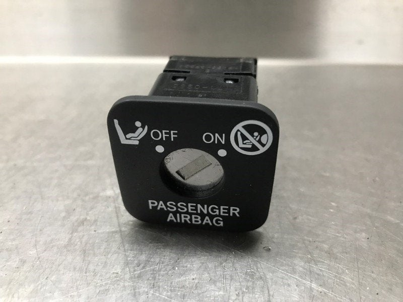 AIRBAGSLOT Toyota Avensis Wagon (T27) (|1710S95|), Gebruikt, Toyota