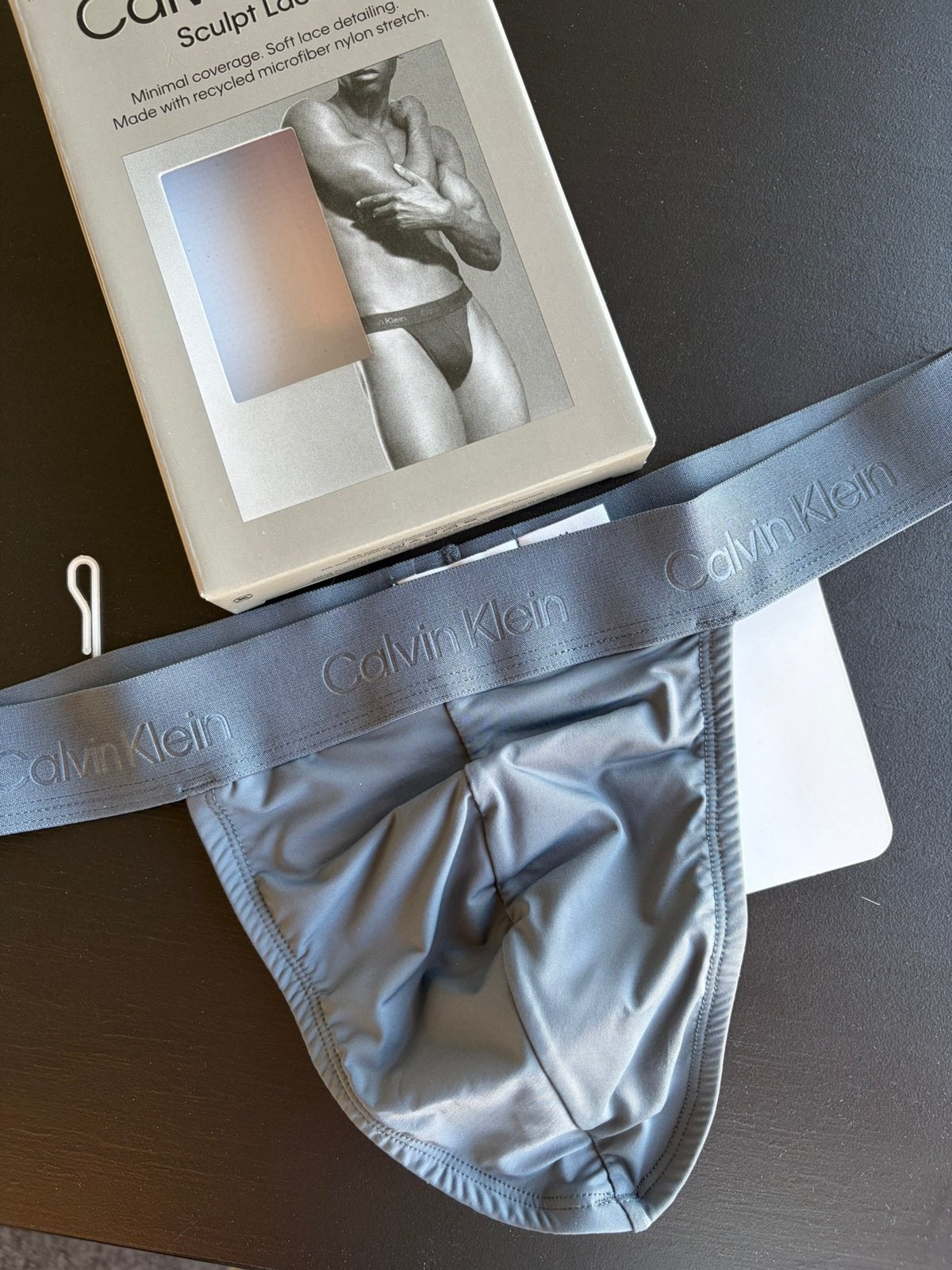 String en dentelle Calvin Klein Sculpt, Envoi, Gris, Slip