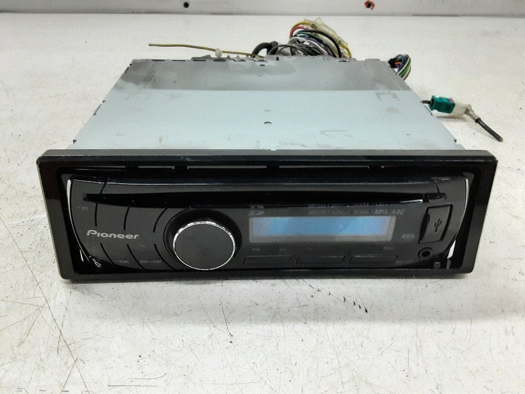 RADIO Volkswagen Polo V (6R) (01-2009/05-2022), Volkswagen, Mevr. I. Hauben, Utilisé, Rue de l'Espoir 34 34
4030  GRIVEGNÉE, BE