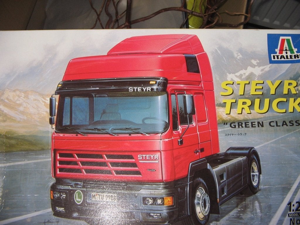 bouwdozen van vrachtwagens op 1/25, Hobby en Vrije tijd, Modelbouw | Auto's en Voertuigen, Ophalen, Nieuw, Truck, Italeri
