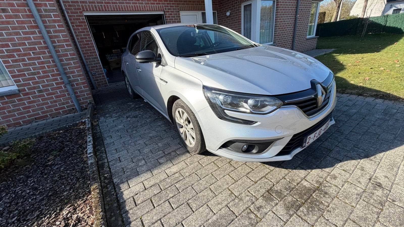 Renault megane IV, Auto's, Dealer onderhouden, Euro 6, Diesel, Particulier