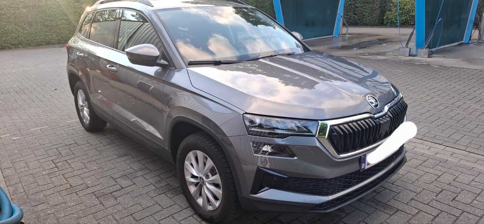 Skoda Karoq 1.5 automaat, 4600 km, met fabrieksgarantie, Auto's, Automaat, Stof, 140 g/km, Karoq