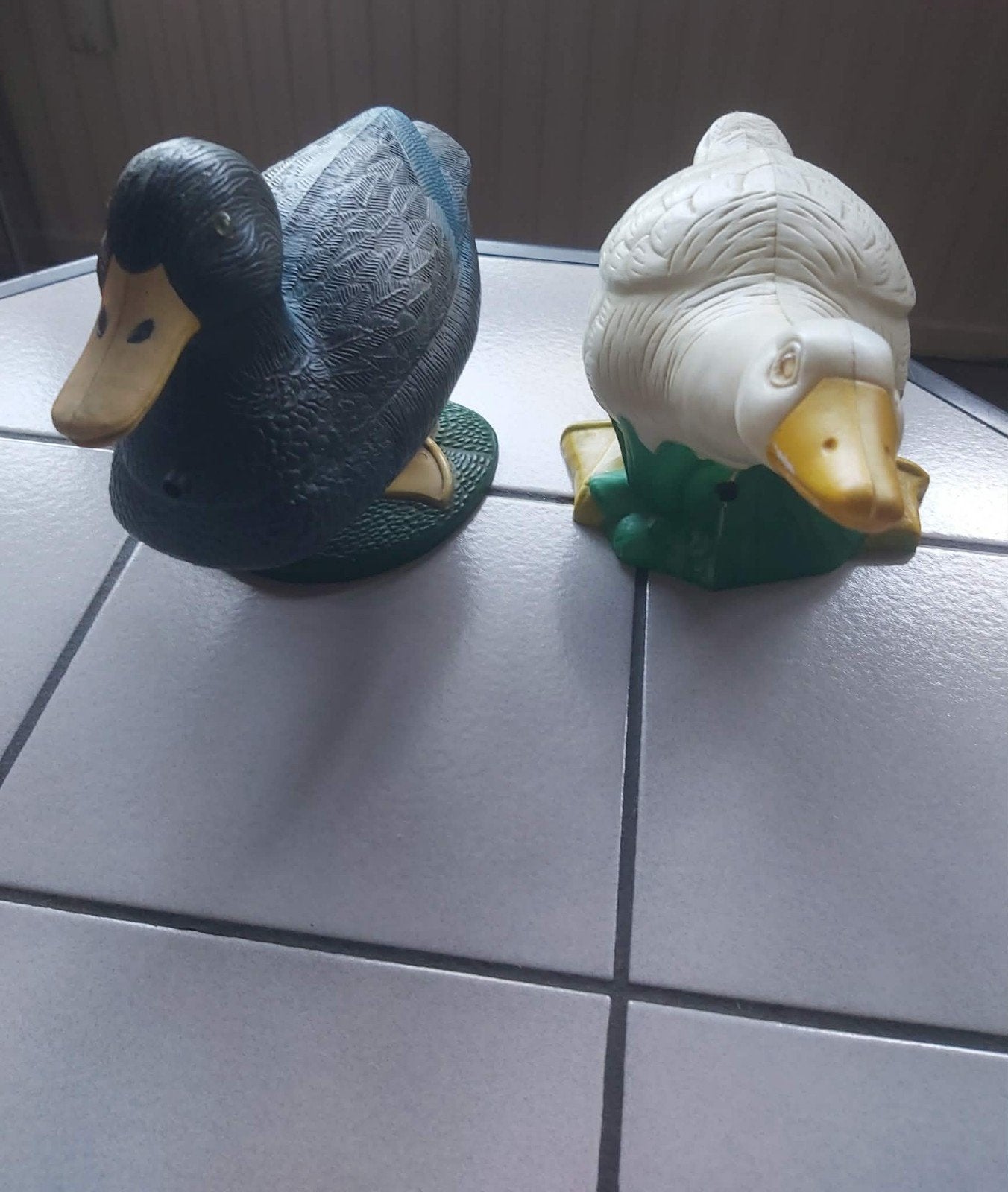 Decoratie voor buiten 2 eenden, Ophalen