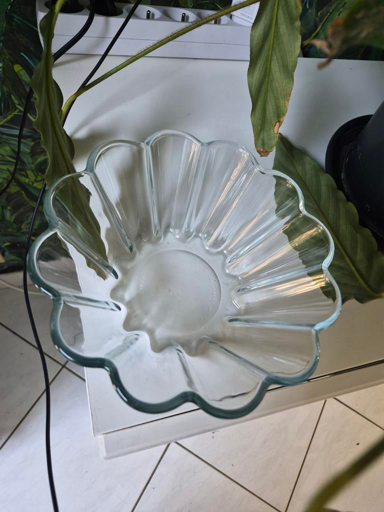 Gratis pyrex schaal, Enlèvement
