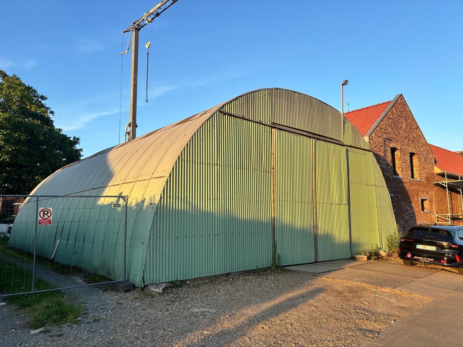 Hangaar, 180 m², Achat, Stock ou Remise