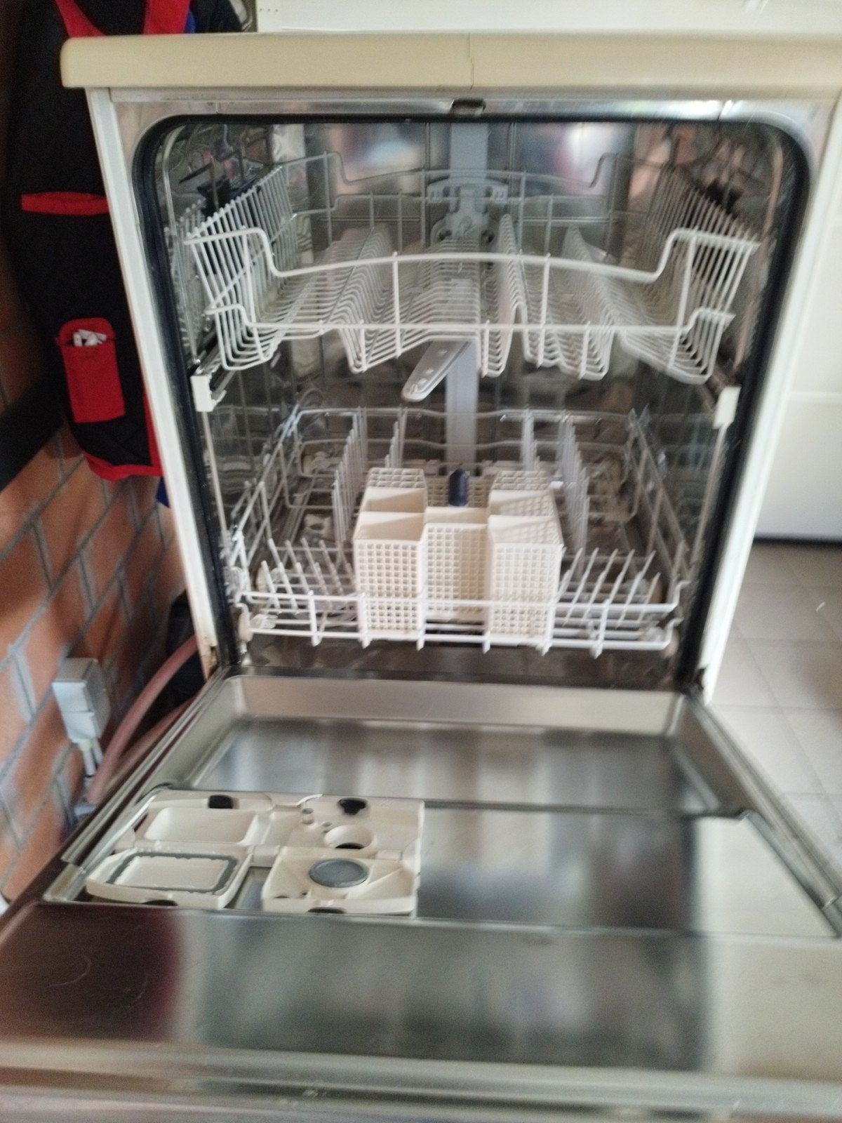 machine haut de gamme, peu tournée, Electroménager, Enlèvement ou Envoi, 85 à 90 cm, Comme neuf, 45 à 60 cm