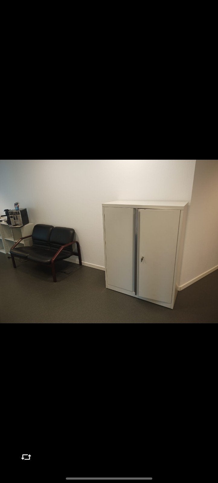 Armoire de bureau métallique mi-haute avec clé - Qualité Pro, Maison & Meubles, Enlèvement