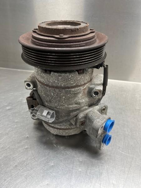 COMPRESSEUR CLIMATISATION Avensis (T22) (|4472203914|), Utilisé, Toyota
