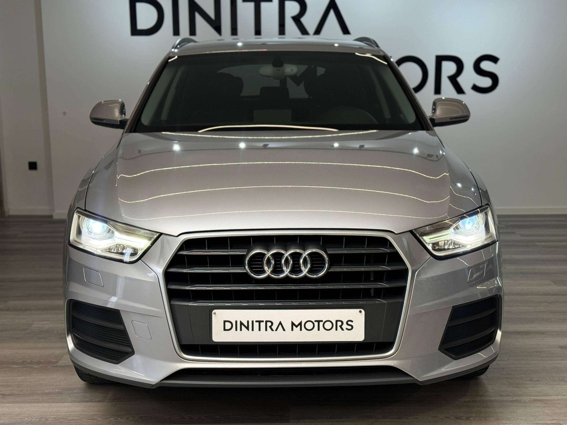 Audi Q3 1.4 TFSI c.o.d S tronic - Navi/Cruise/Zetelvw, Autos, 1395 cm³, Argent ou Gris, Achat, Entreprise