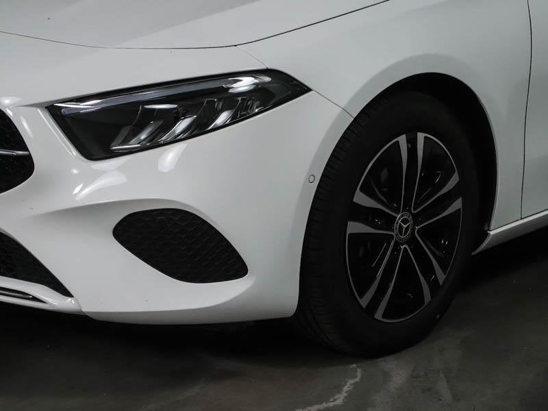 Mercedes-Benz A-Klasse 200 Hatchback Luxury Line | Smartphon, Autos, Achat, 1440 kg, Entreprise, 120 kW