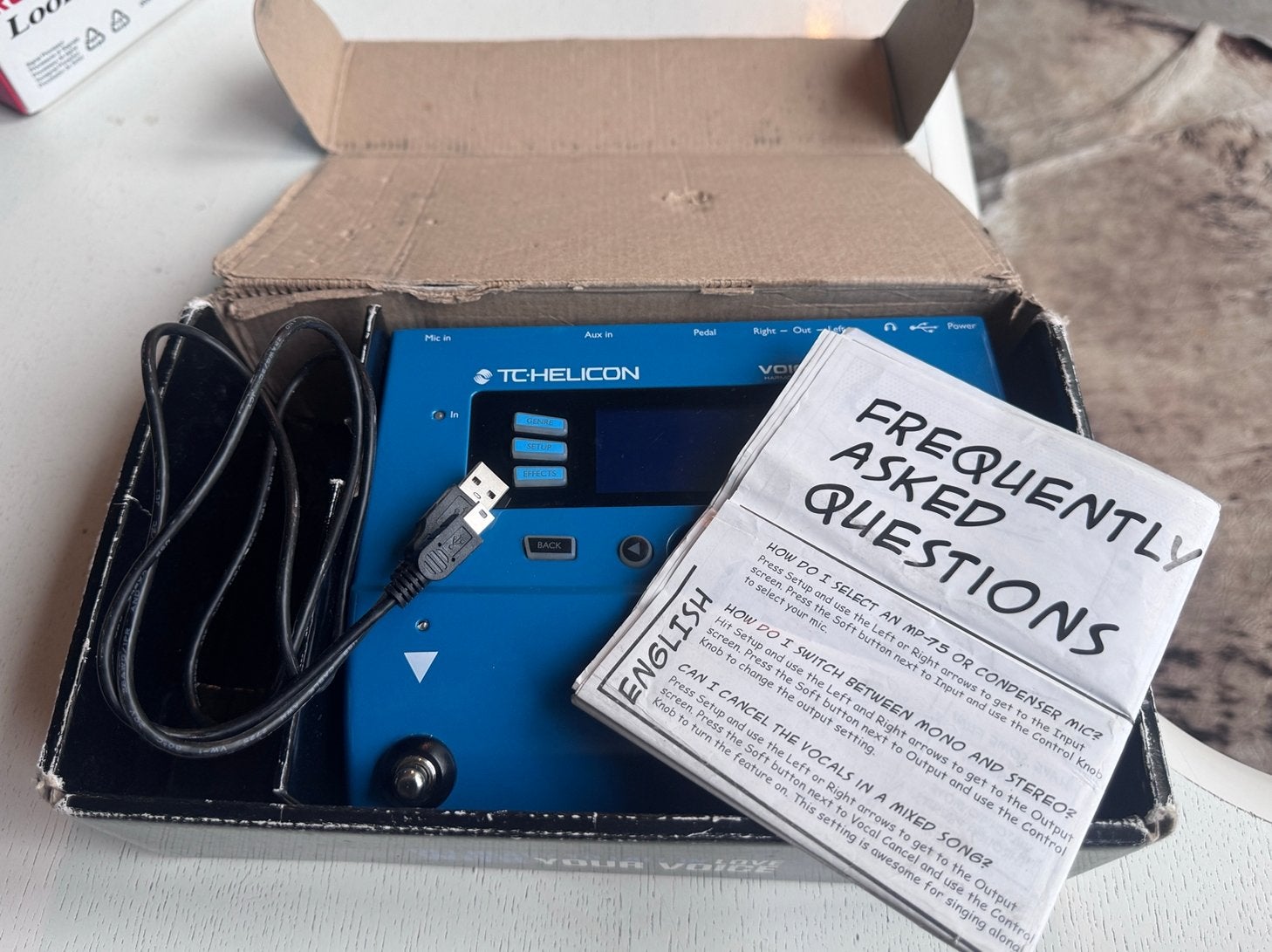 TC-Helicon Voicelive Play, Enlèvement, Utilisé