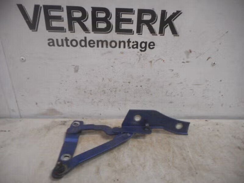 SCHARNIER kofferklep r.a Ford StreetKa (01-2002/07-2005), Enlèvement ou Envoi, Henry-Ford-Straße 1 50735 Köln, DE, Ford USA, Ford-Werke GmbH