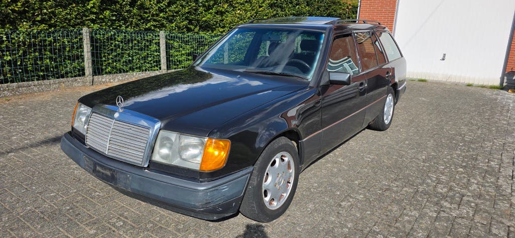 Mercedes 250TD Oldtimer 1992 met 295.000km, foto 3