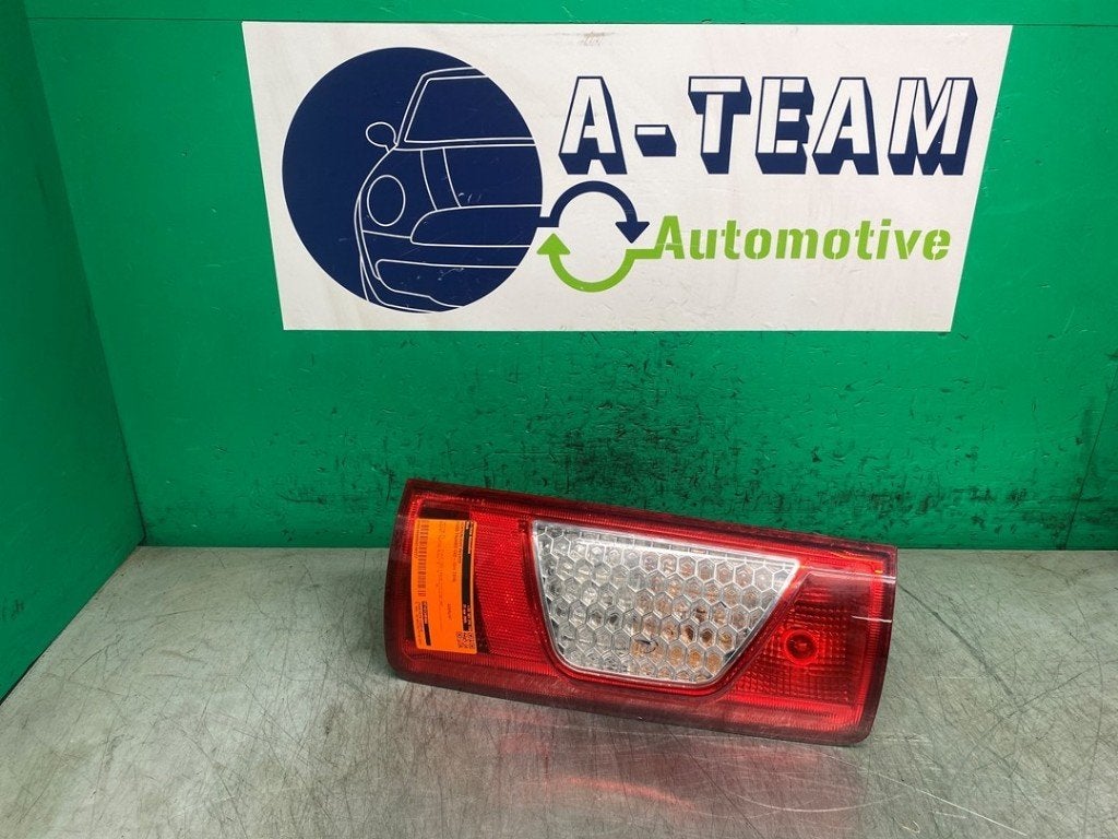 FEU ARRIÈRE DROIT Ford Transit Connect (|9T1613404AA|), Henry-Ford-Straße  1
50735  Köln, DE, Ford-Werke GmbH, Kunden@ford.com