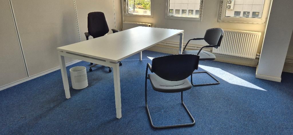 3 Bureaux Pro Q-BIC 200x100 cm – État impeccable – Blanc, Autres marques, Bureau d'ordinateur, 100 cm, Enlèvement