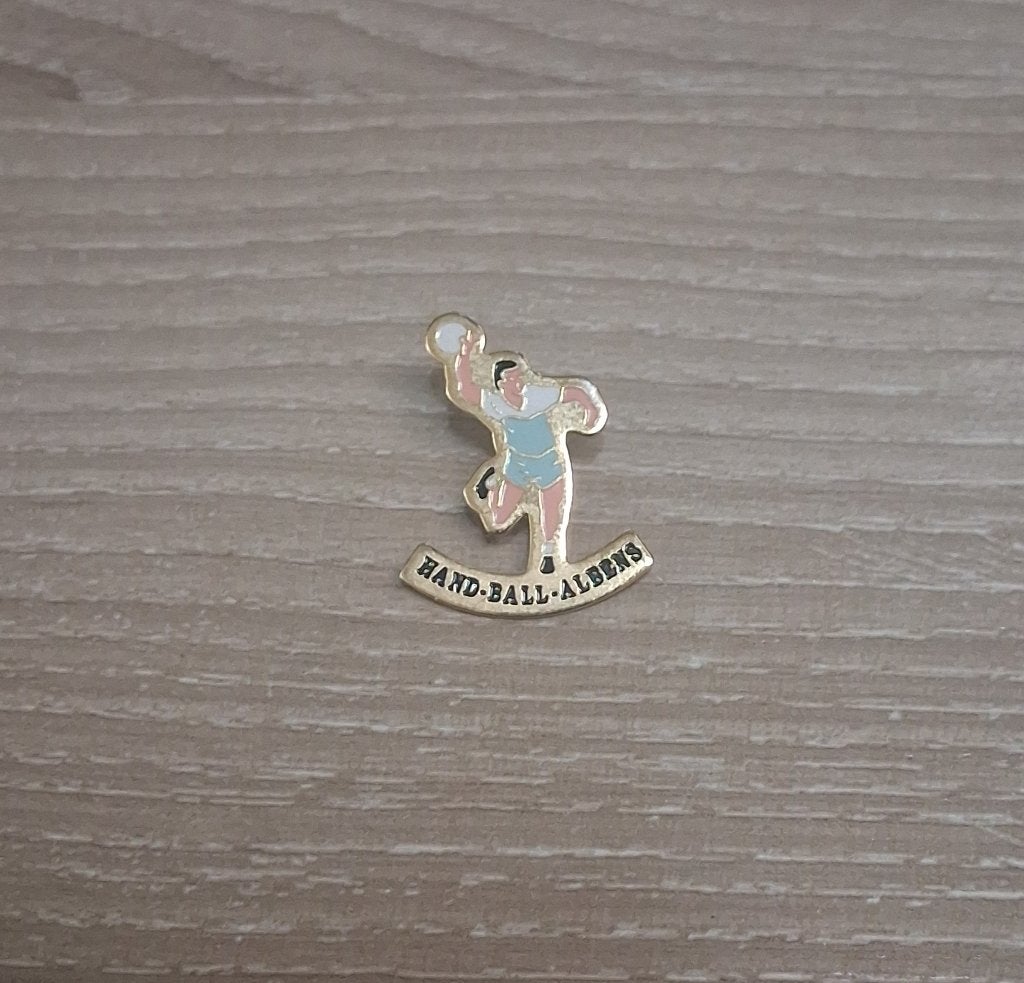 PIN - HANDBAL - HANDBALL, Verzamelen, Speldjes, Pins en Buttons, Verzenden, Gebruikt, Sport, Speldje of Pin