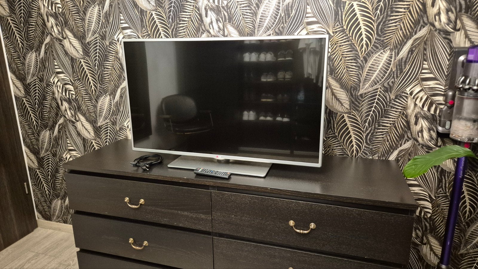 Smart Tv LG 42" (LG 42LB580V), LED, Enlèvement, Utilisé, 100 cm ou plus