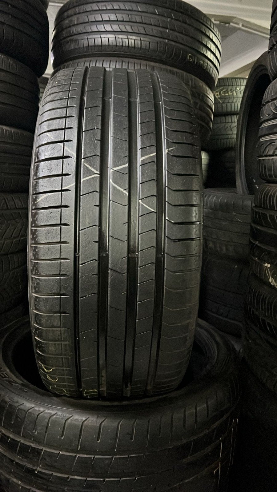 27535r22 275 35 r22 275/35/r22 pirelli avec montage demmo