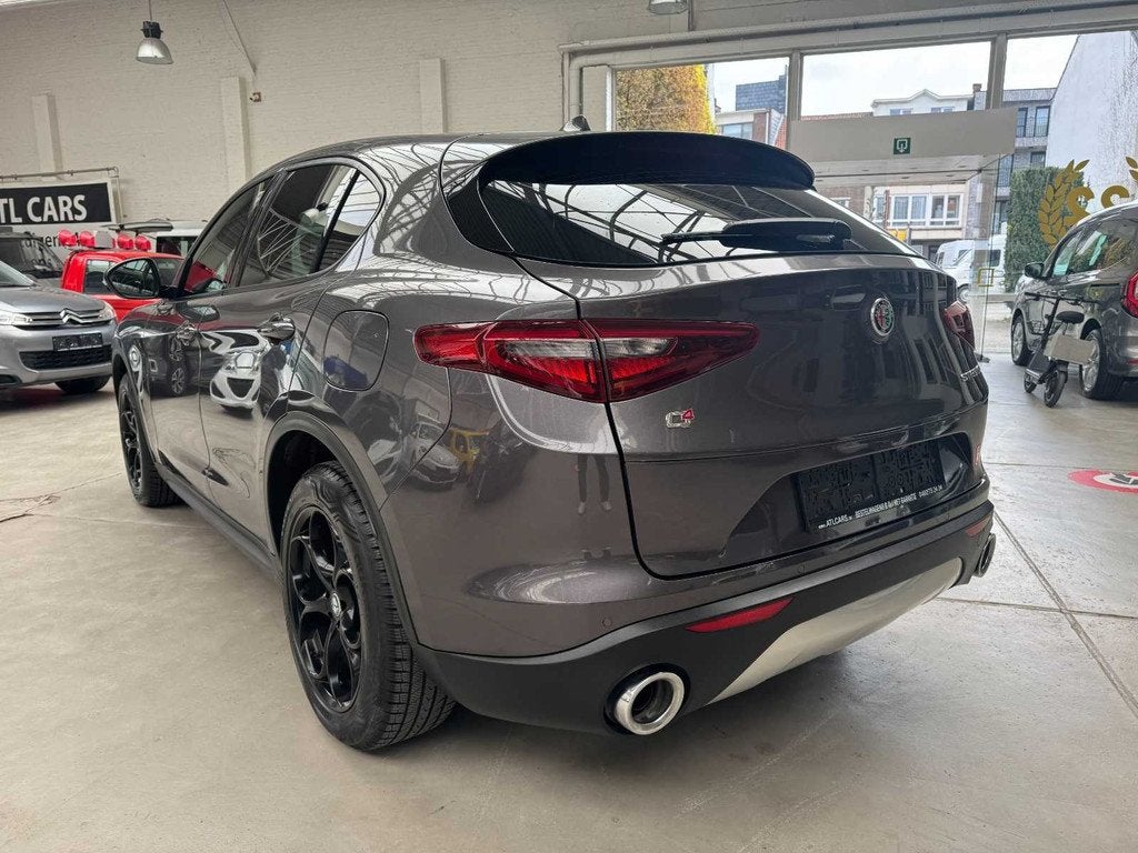 Alfa Romeo Stelvio Q4 2.0 essence 2019, Achat, Euro 6, Entreprise, Automatique