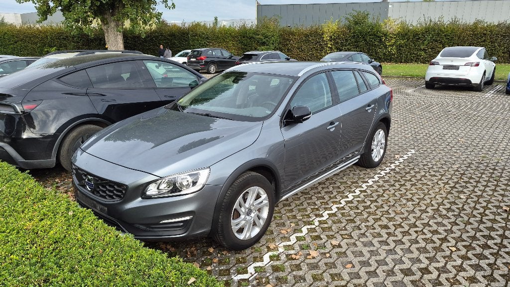 4 Jantes & Pneus Hiver Volvo V60, Autos : Pièces & Accessoires, Pneus hiver, Véhicule de tourisme, Enlèvement, Pneu(s)