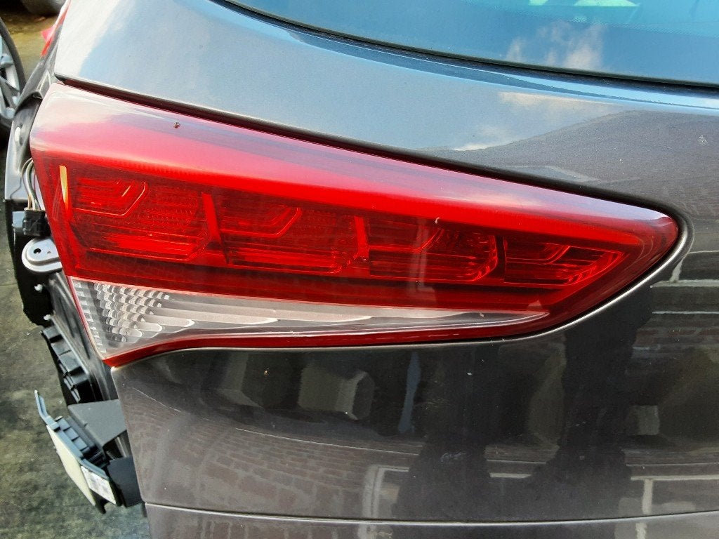 PANNEAU ARRIÈRE GAUCHE AVEC LAMPE Hyundai Tucson (TL), Hyundai Motor Deutschland GmbH, Kaiserleipromenade 5
63067  Offenbach am Main, DE
