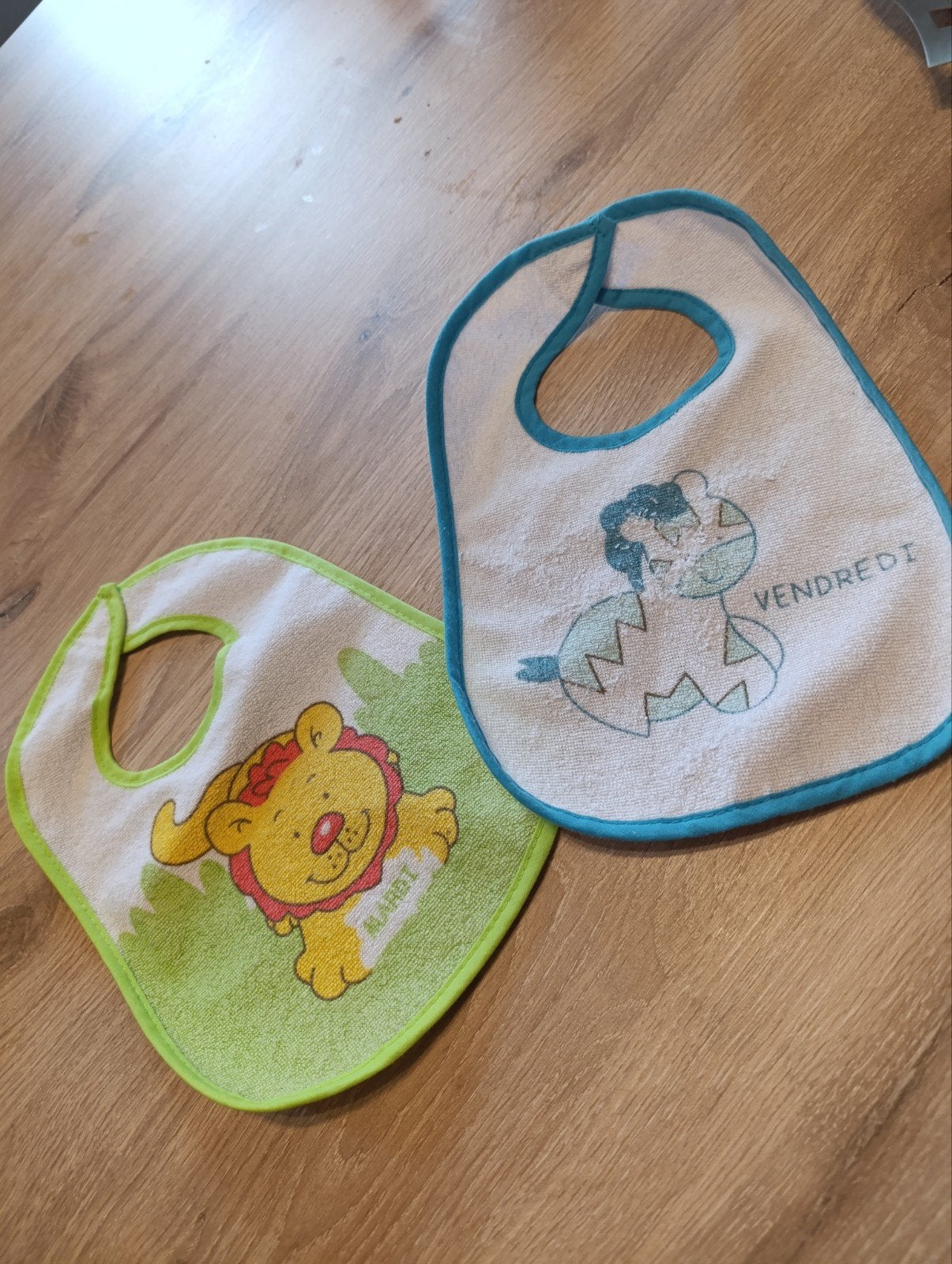 a vendre bavoir pour bébé, Enfants & Bébés, Enlèvement