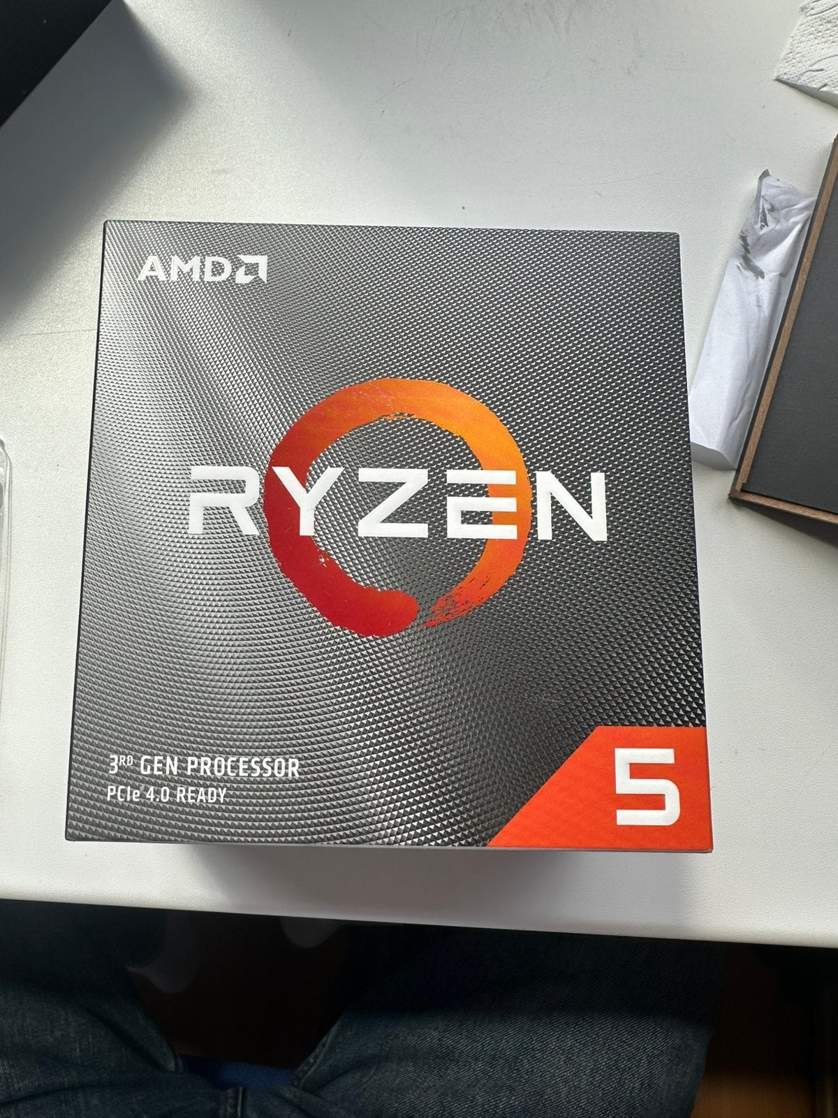 Ryzen 5 3600 (met cooler), Computers en Software, Processors, Ophalen, Zo goed als nieuw