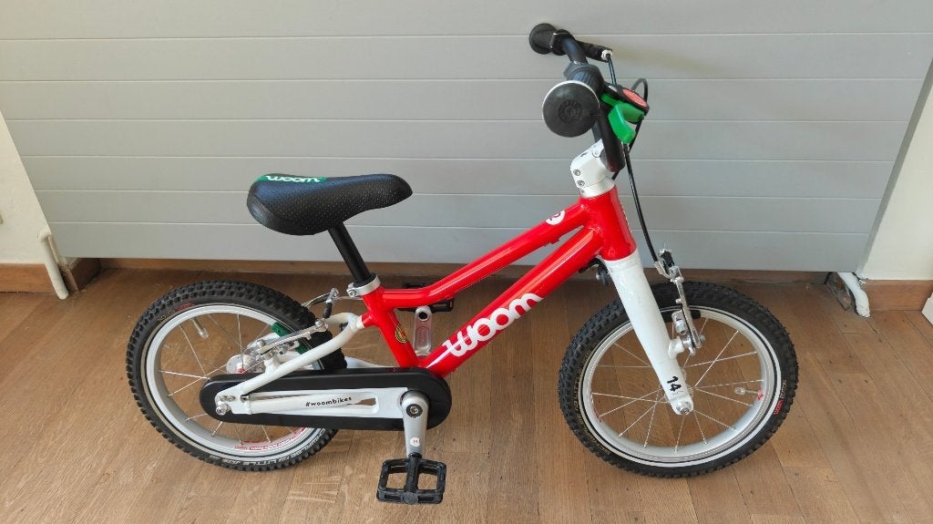 Woom Go 2 Rood Kinderfiets, Ophalen, Velgrem, Woom, Minder dan 16 inch