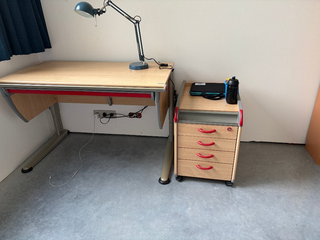 Bureau de marque Moll, Maison & Meubles, Bureaux, Réglable en hauteur, Autres marques, Bureau d'écolier, Autres styles