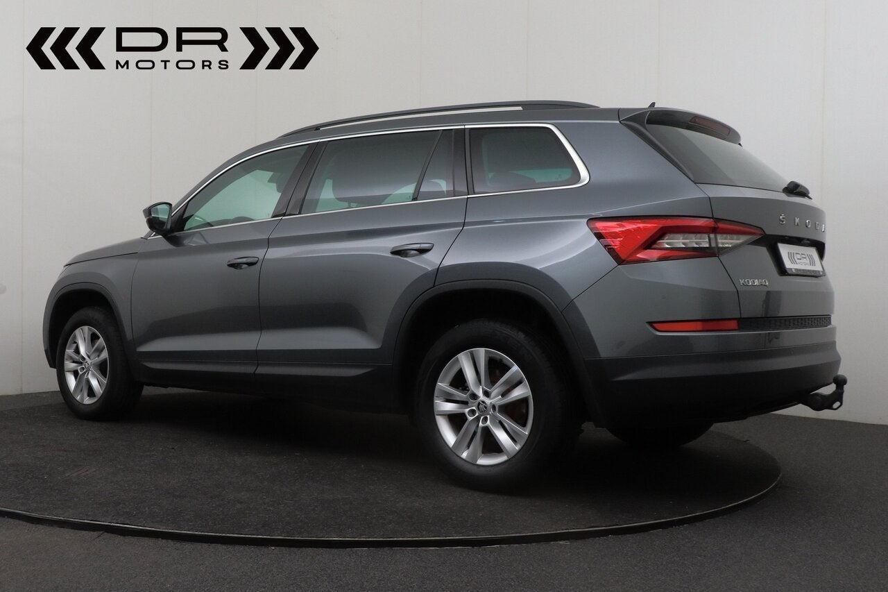 Skoda Kodiaq 1.5 TFSI - DSG -VERWARMDE ZETELS - APPLE CARPL, Auto's, Skoda, 1498 cc, 4 cilinders, Bedrijf, 5 zetels