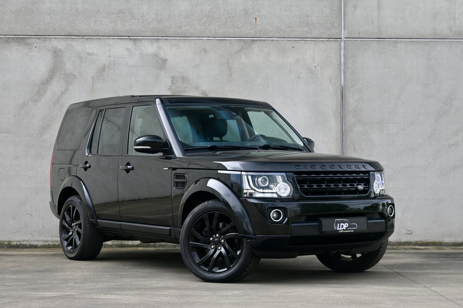 Land Rover Discovery 4 3.0 Tdv6 Hse Black Euro 6, Auto's, Land Rover, Automaat, Euro 6, Bedrijf, Achteruitrijcamera