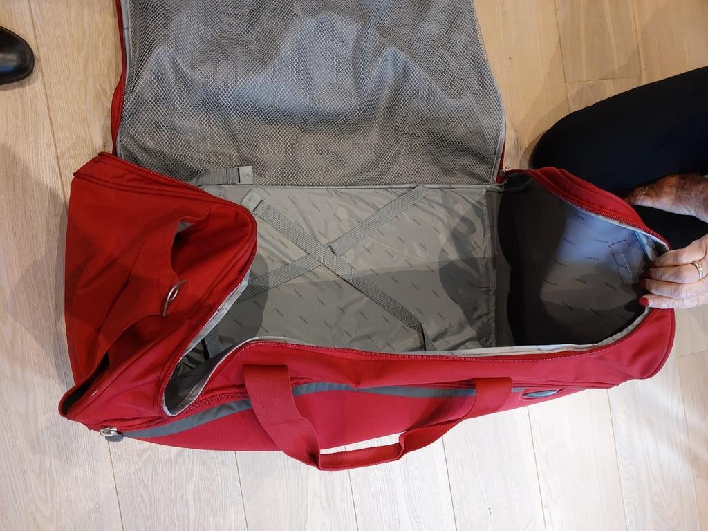 Reistassen Carlton. 2 stuks., Bijoux, Sacs & Beauté, Enlèvement, Roulettes