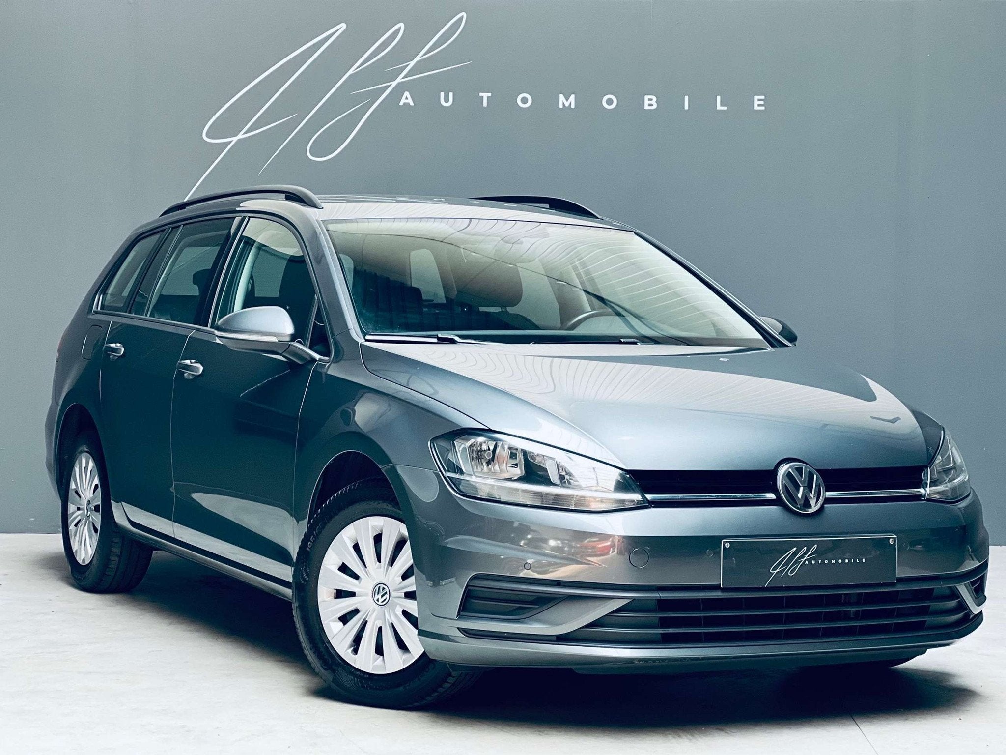 Volkswagen Golf Variant 1.6 TDi *CARPLAY*CAMERA*CARNET COMPL, Auto's, Voorwielaandrijving, Stof, Gebruikt, 4 cilinders