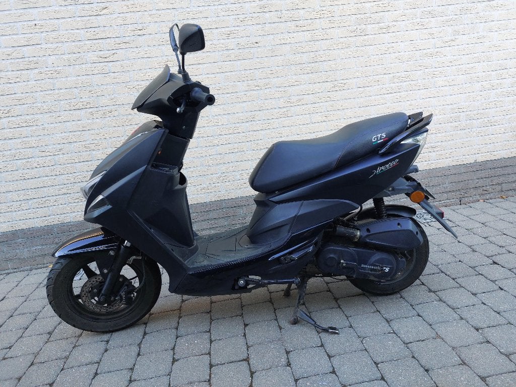 scooter GTS Sirocco klasse B 45km/u, Vélos & Vélomoteurs, Gts, Classe B (45 km/h), Enlèvement, Utilisé