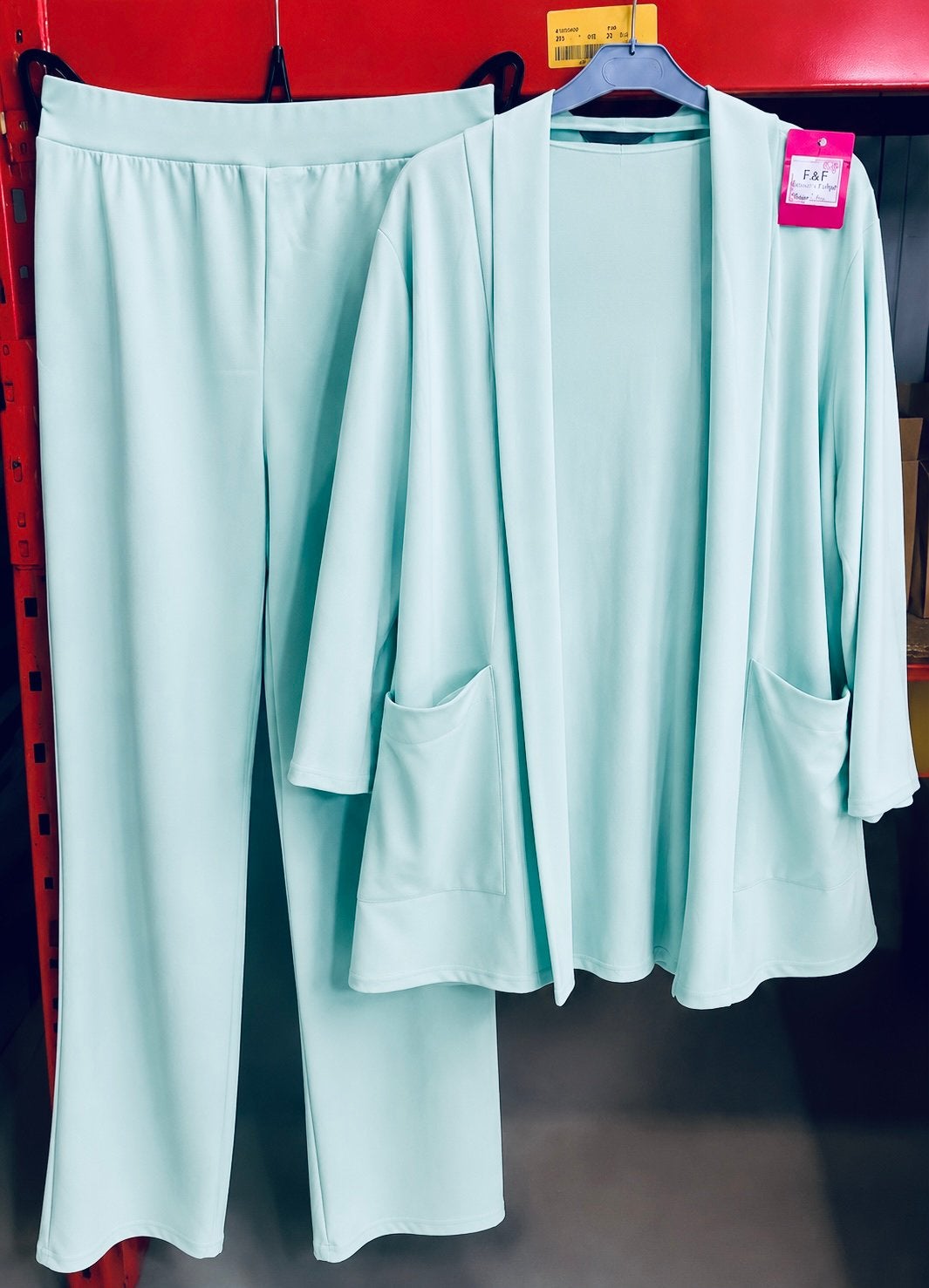 Ensemble blazer et pantalon grande taille 44-50, Vêtements | Femmes, Grandes tailles, Enlèvement ou Envoi, Comme neuf