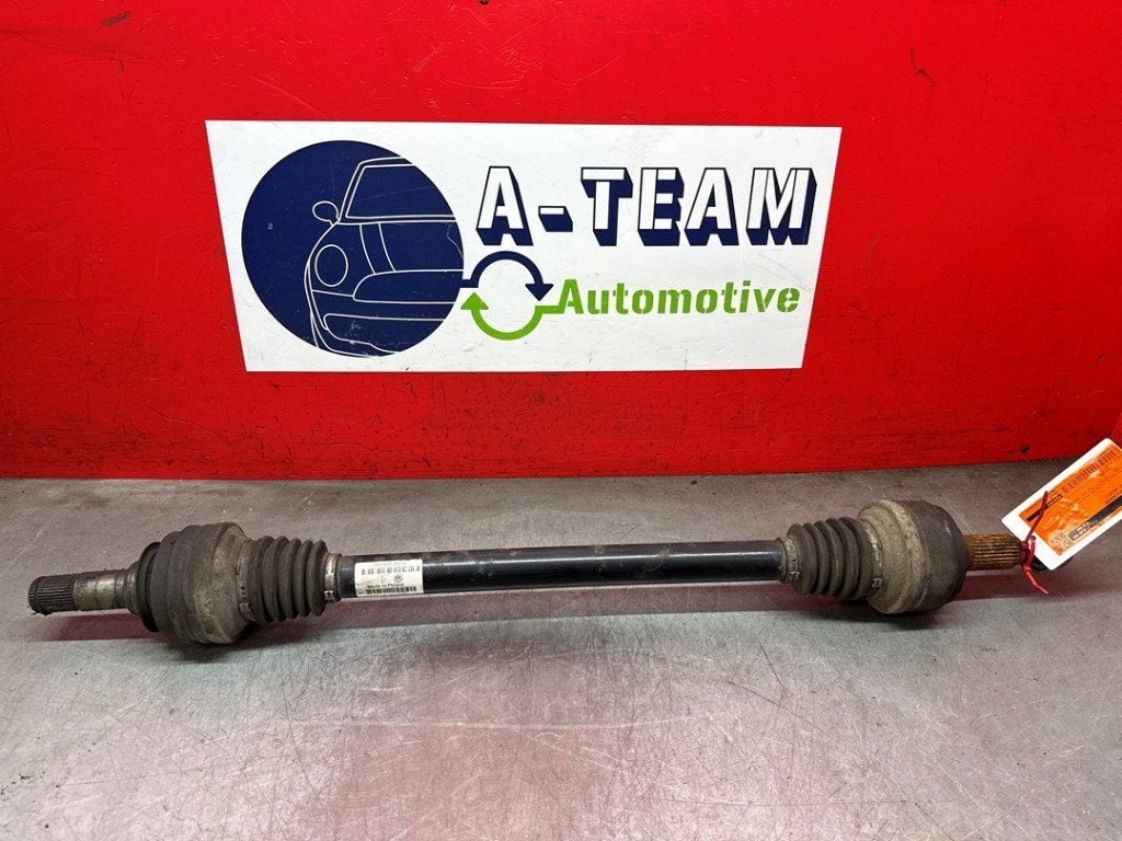 AANDRIJFAS RECHTS ACHTER Touareg (7PA / PH) (|7P0501201S|), Gebruikt, Volkswagen, Volkswagen AG, Kundenbetreuung@volkswagen.de