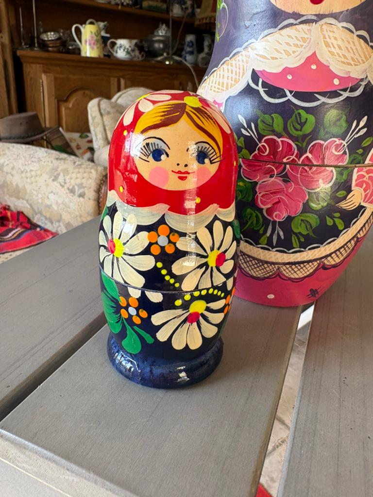 Joli set de poupées russes, Enlèvement ou Envoi, Comme neuf