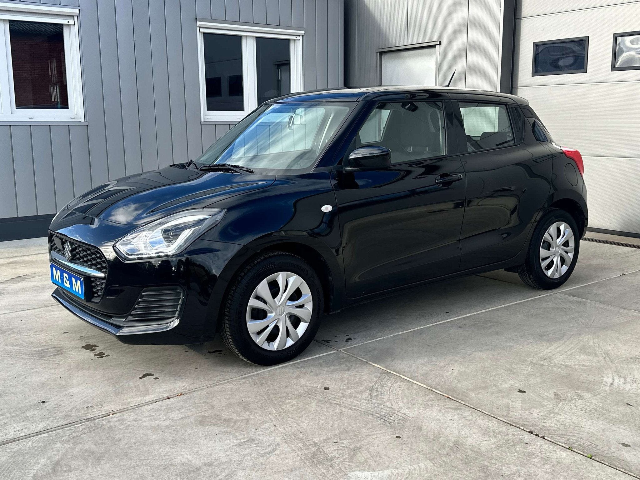 Suzuki Swift Swift 1.2i HEV mild hybrid * 12M Garantie *, Auto's, Stof, Gebruikt, 4 cilinders, Bedrijf