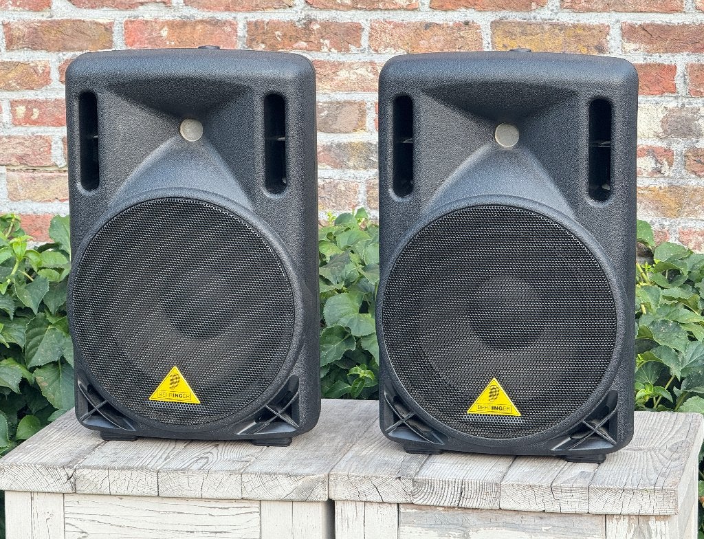 2x Behringer Eurolive B210D Speakers, Audio, Tv en Foto, Luidsprekerboxen, Ophalen, Zo goed als nieuw, Center speaker