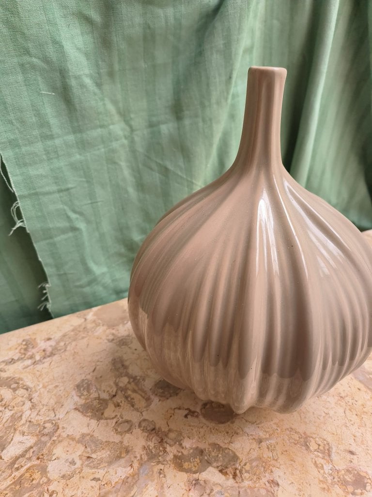 Bruin stenen siervaasje (25cm hoog), Gebruikt, Bruin, 25 cm, Ophalen of Verzenden