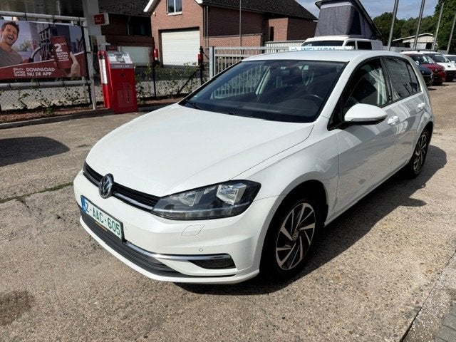 Vw Golf 1400 Benzine SOUND AUTOMAAT AIRCO NAVI 225 € P/M!, Auto's, Automaat, Stof, Euro 6, 4 cilinders