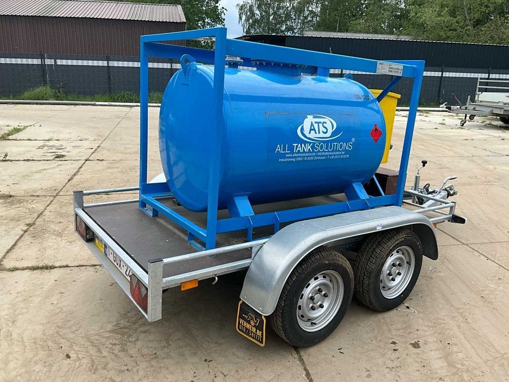 Réservoir diesel mobile 898L sur remorque à double essieu, Utilisé