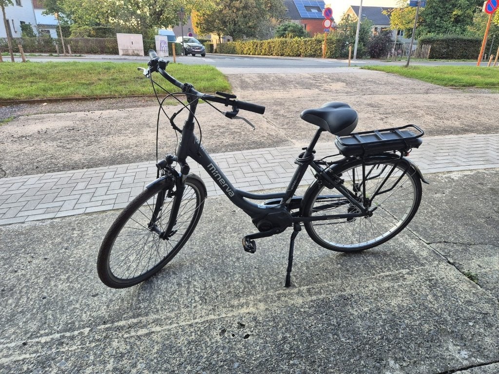 Damesfiets Minerva krachtige middenmotor proper onderhouden, Vélos & Vélomoteurs, Autres marques, Vitesses, Frein sur jante, Enlèvement