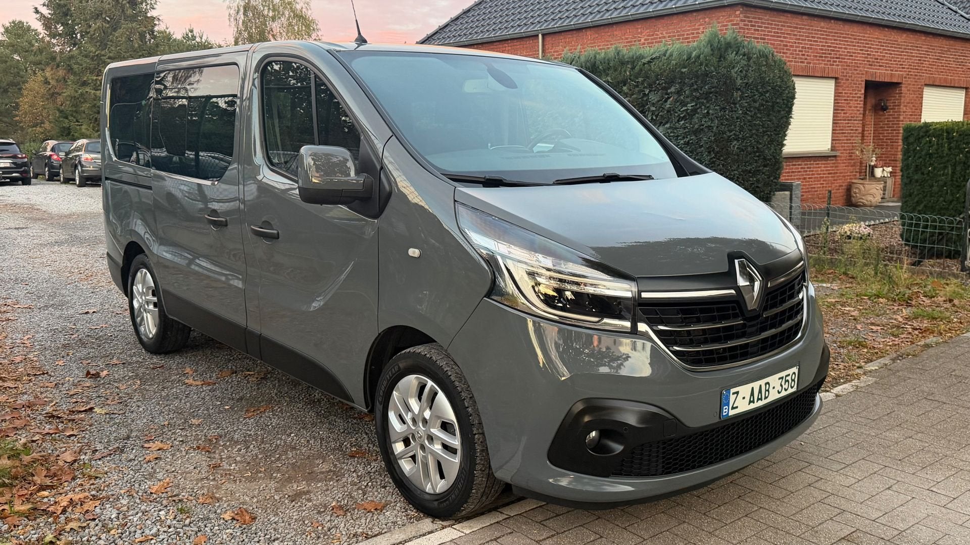 Renault Trafic 2.0 AUTOMAAT 9 zitplaatsen, Gebruikt, Euro 6, 4 cilinders, 167 pk