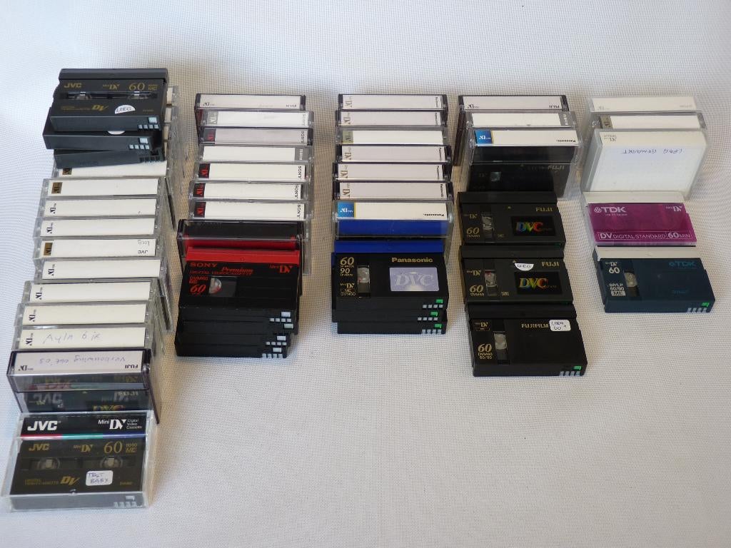 gebruikte/nieuwe MiniDV tapes: Sony, JVC, TDK, Panasonic,Fuj, Audio, Tv en Foto, Videocamera's Digitaal, Zo goed als nieuw, Band, Disc of Geheugen